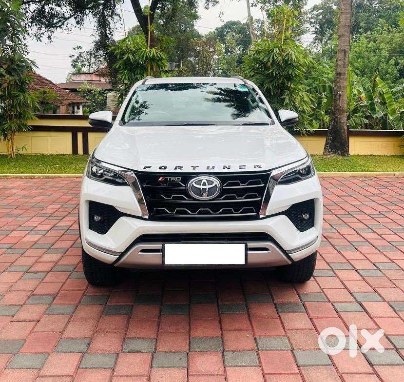 Toyota Fortuner 2022 Diesel 12000 Km Driven