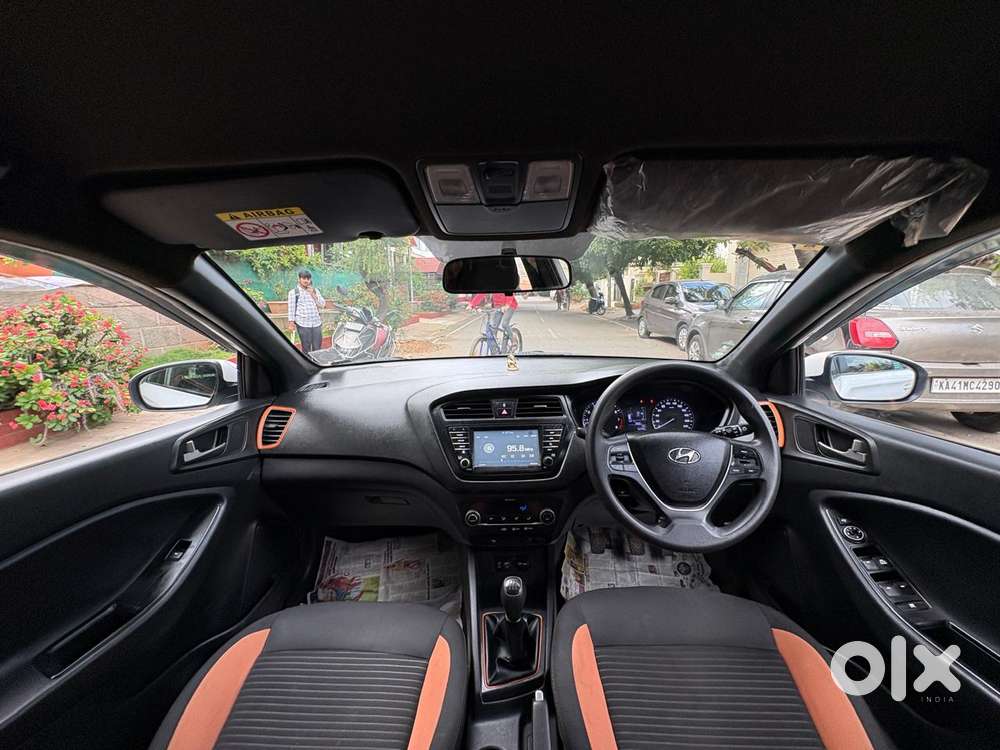 Hyundai Elite I20 1.2 Asta (o) Dual Tone, 2017, Petrol