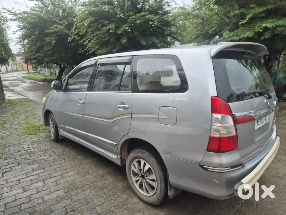 Grey Toyota Innova