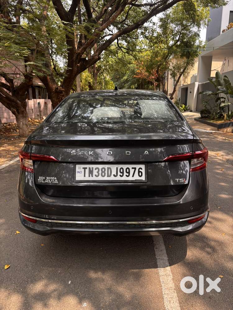 Skoda Slavia 1.0 Tsi Style At, 2023, Petrol