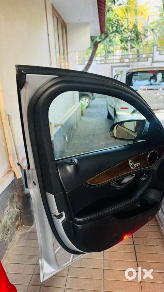 Mercedes-benz C-class 2016 Diesel 58000 Km Driven