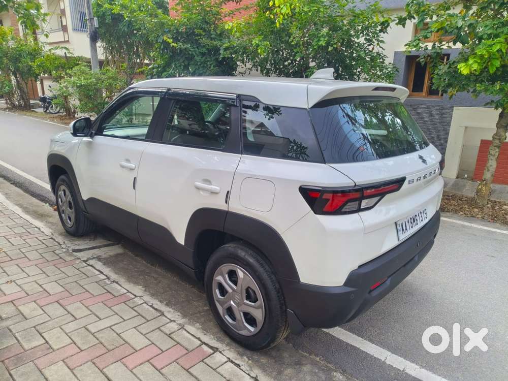 Maruti Suzuki Brezza Vxi At, 2024, Petrol