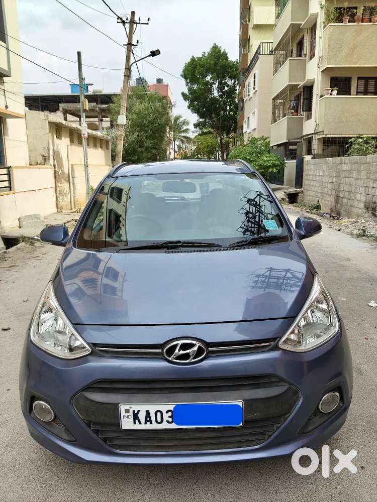 2014 Hyundai Grand I10 Asta (o)  28,000 Km Driven Family Maintained