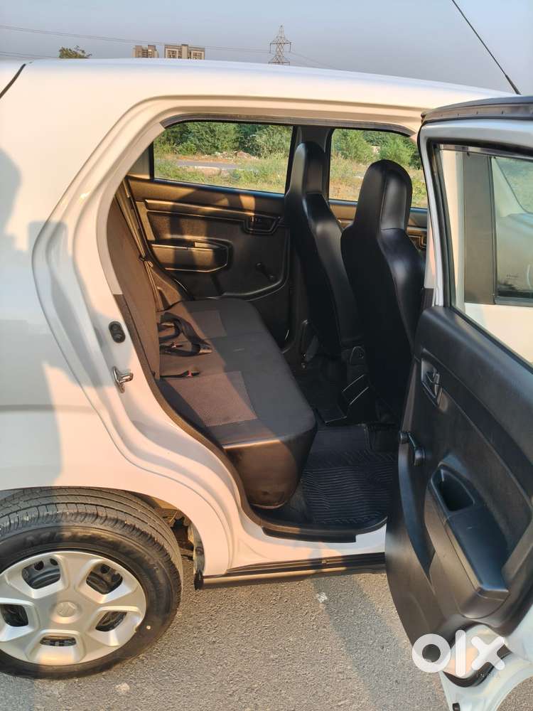 Maruti Suzuki S-presso Vxi Plus Amt, 2019, Petrol