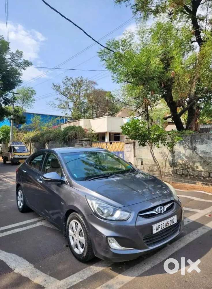 Hyundai Verna 2012 Petrol 97000 Km Driven