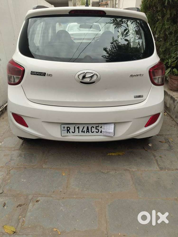 Hyundai Grand I10 Sportz(o) 1.2 Mt, 2015, Petrol