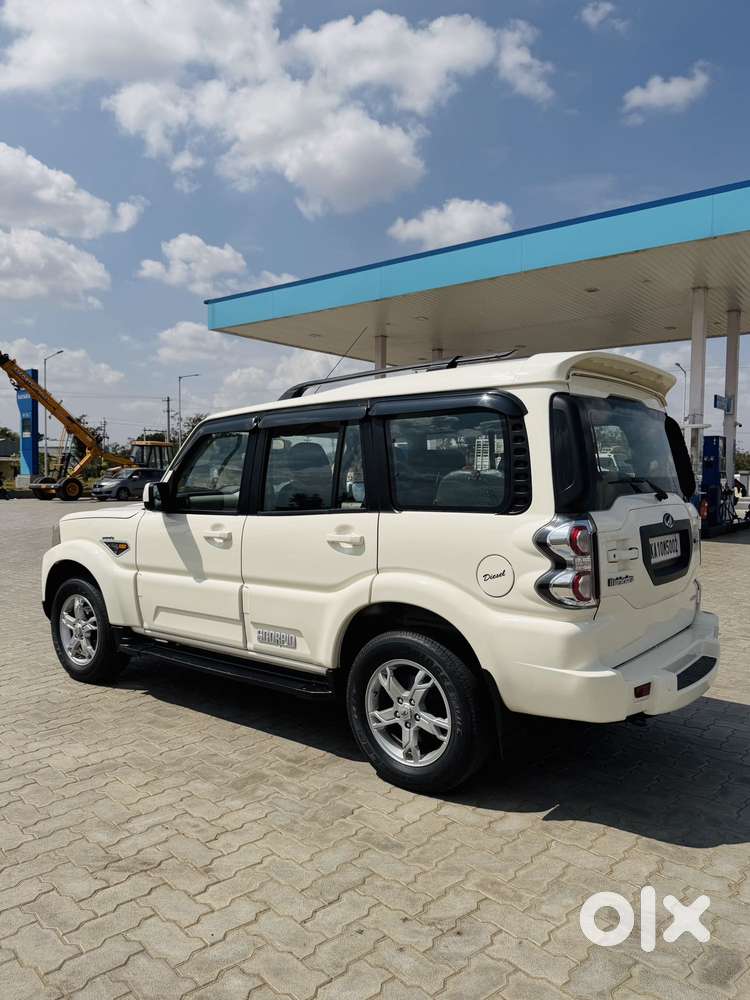 Mahindra Scorpio S10, 2018, Diesel