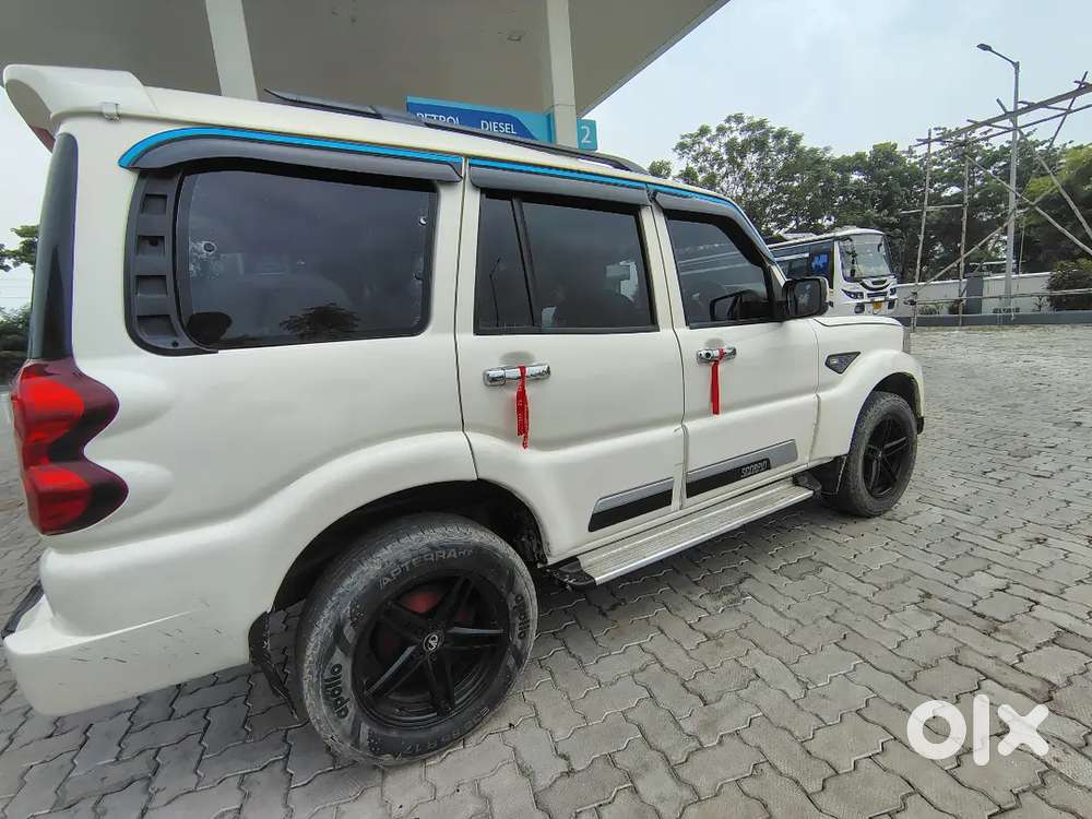 Mahindra Scorpio Classic 2018 Diesel 2nd Owner