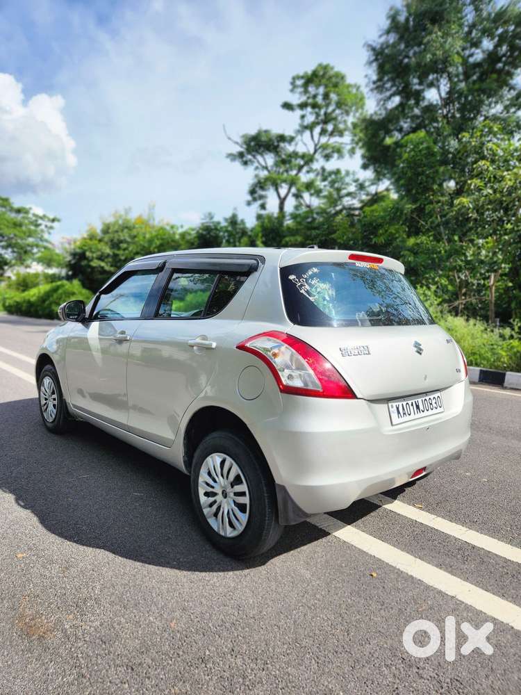 Maruti Suzuki Swift VXI with ABS, 2011, Petrol