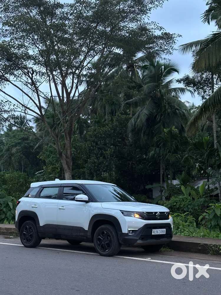 Maruti Suzuki Brezza  2024 First Owner