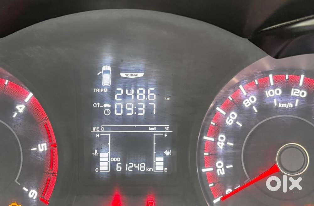 Mahindra Xuv300 2021 Diesel 60000 Km Driven, ₹5,60,000/-