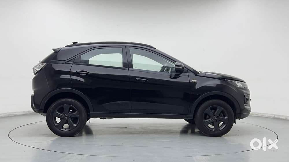 Tata Nexon 1.2 Revotron Xz Plus Hs Dark Edition, 2022, Petrol