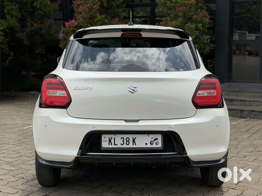 Maruti Suzuki Swift Vxi Ags, 2023, Petrol