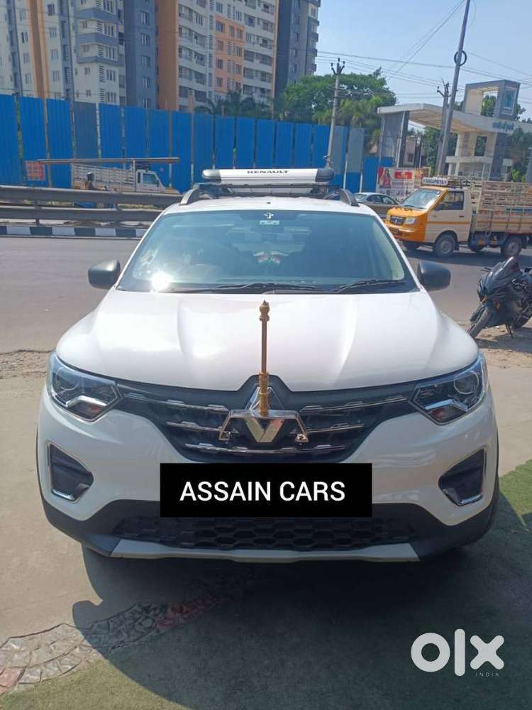 Renault Triber 1.0 Rxe, 2023, Petrol