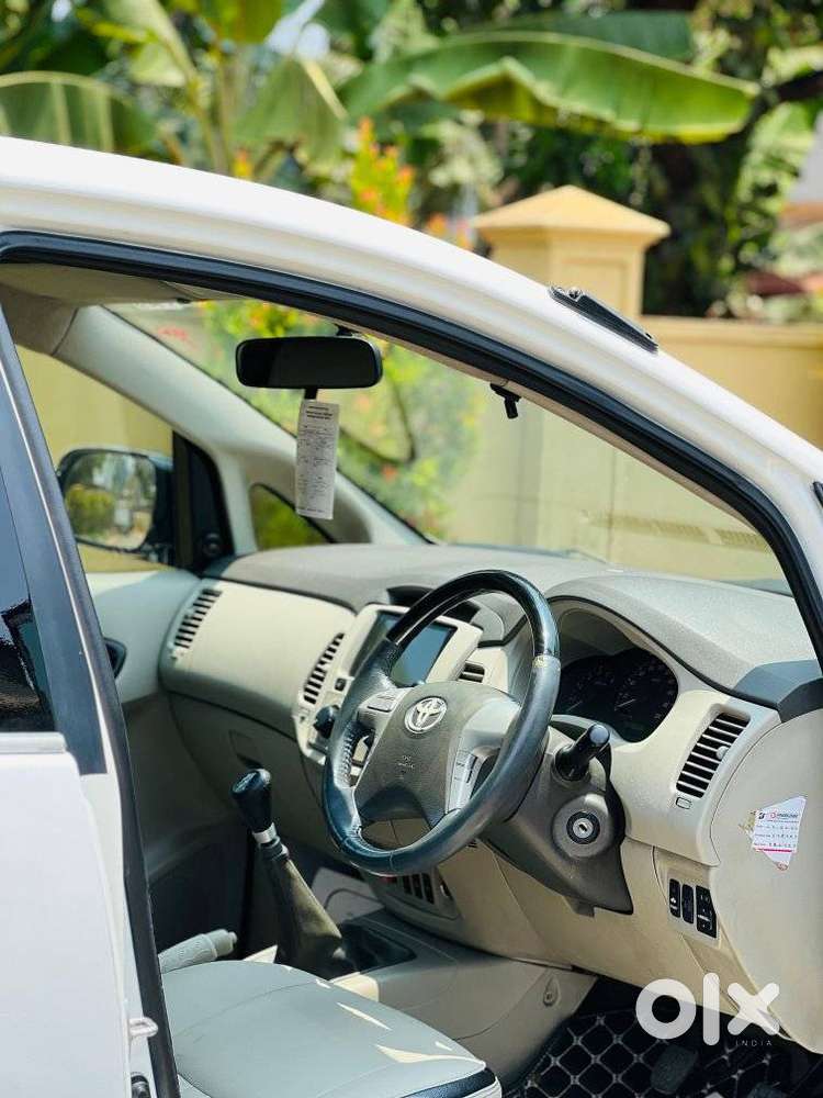 Toyota Innova [2013-2016] 2.5 G4 7 Str, 2013, Diesel