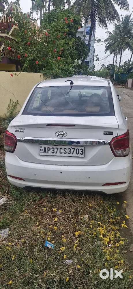 Hyundai Xcent 2016 Petrol 112000 Km Driven