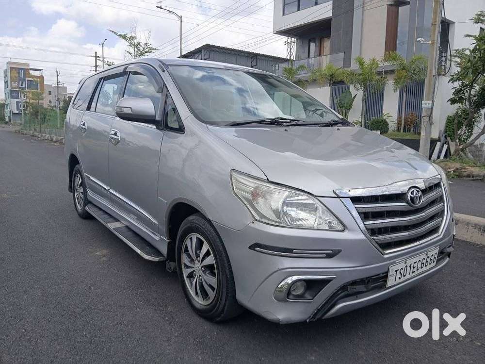 Toyota Innova 2.5 Z Diesel 7 Seater, 2015, Diesel