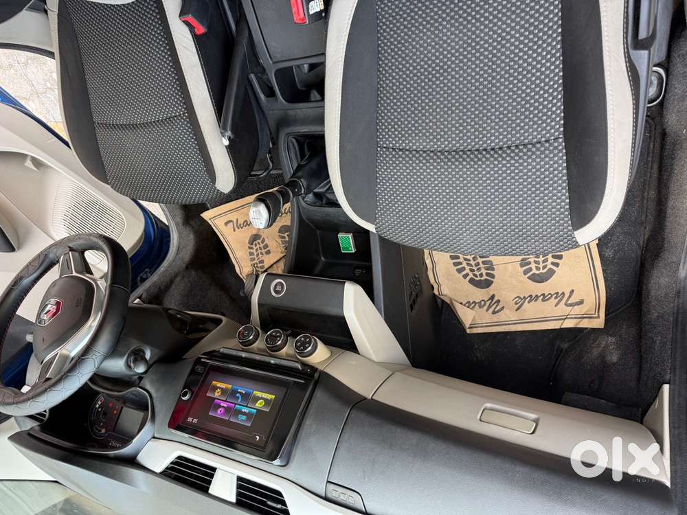 2022 Renault Triber Petrol Manual