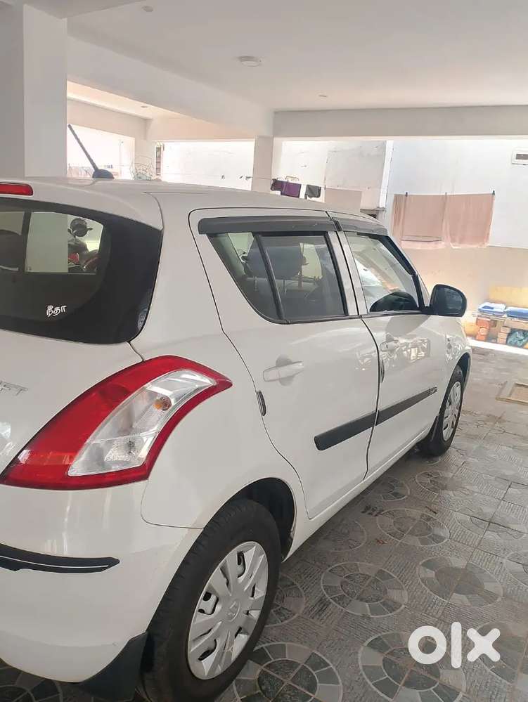 Maruti Suzuki Swift Lxi 2017 Model Car