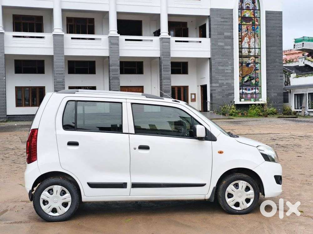 Maruti Suzuki Wagon R Vxi Amt Opt, 2016, Petrol
