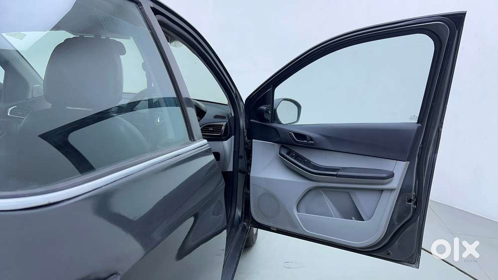 Tata Tiago 1.2 Revotron Xt Cng, 2022, Cng & Hybrids