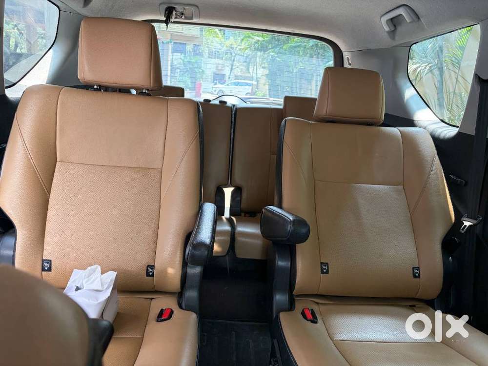 Toyota Innova Crysta Zx