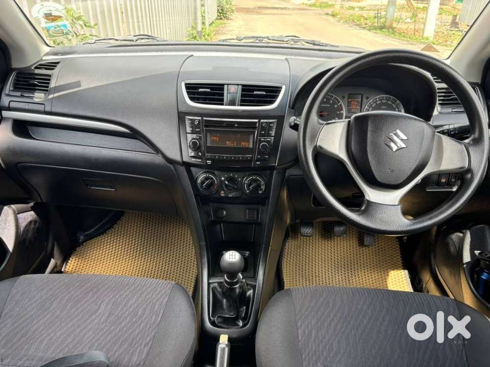 Maruti Suzuki Swift Vxi With Abs, 2015, Petrol