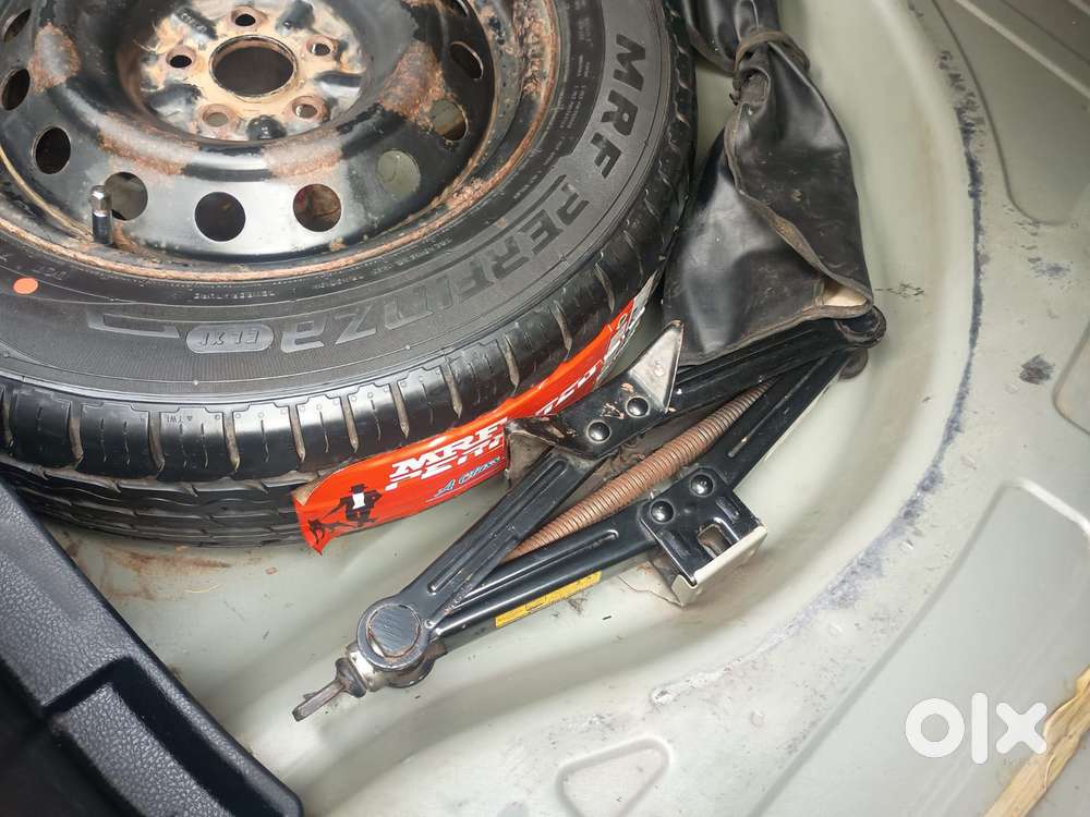 Toyota Corolla Altis 2013-2017 Js Mt, 2015, Petrol