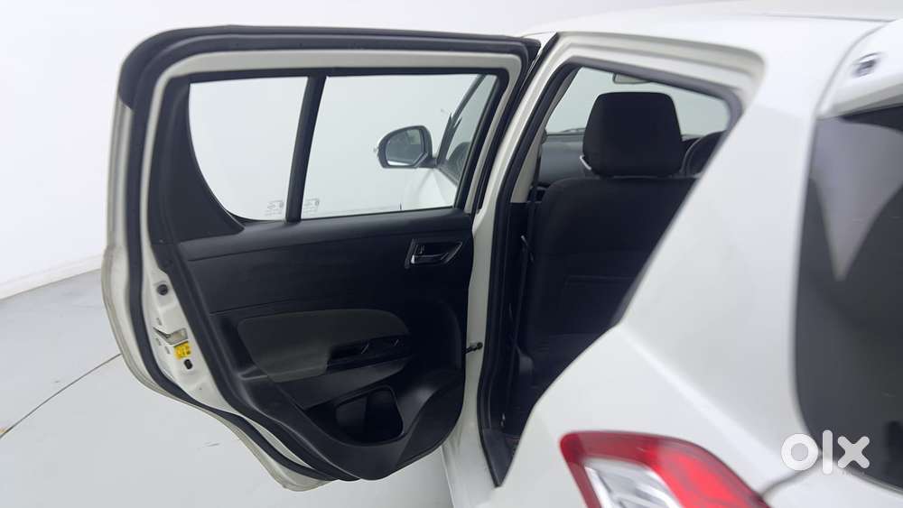 Maruti Suzuki Swift Vvt Vxi, 2013, Petrol