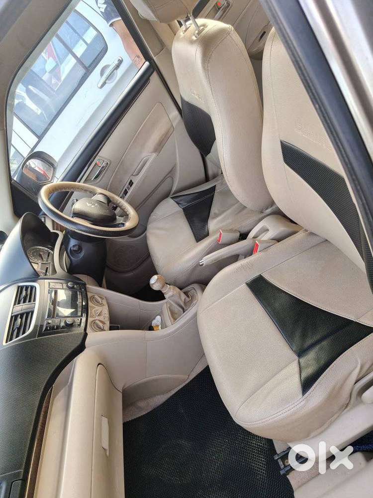 Maruti Suzuki Swift Dzire 1.2 Lxi Bsiv, 2017, Petrol