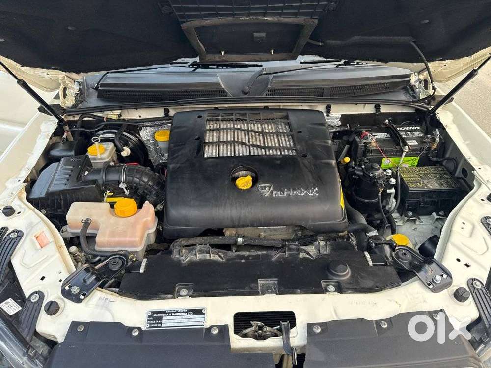 Mahindra Scorpio S4, 2015