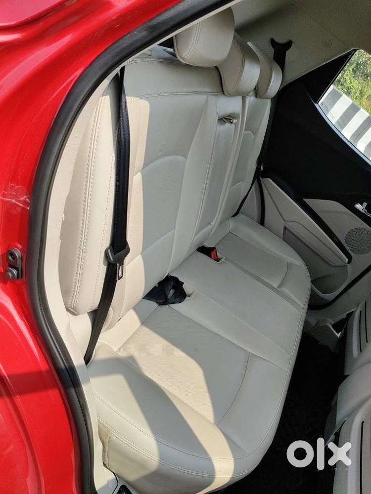 Mahindra Xuv300 W8 Option Diesel, 2021, Diesel