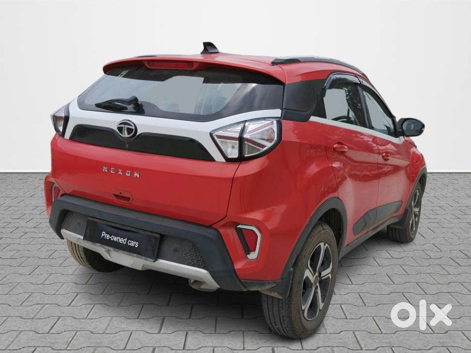 Tata Nexon 1.2 Revotron XZA Plus, 2023, Petrol