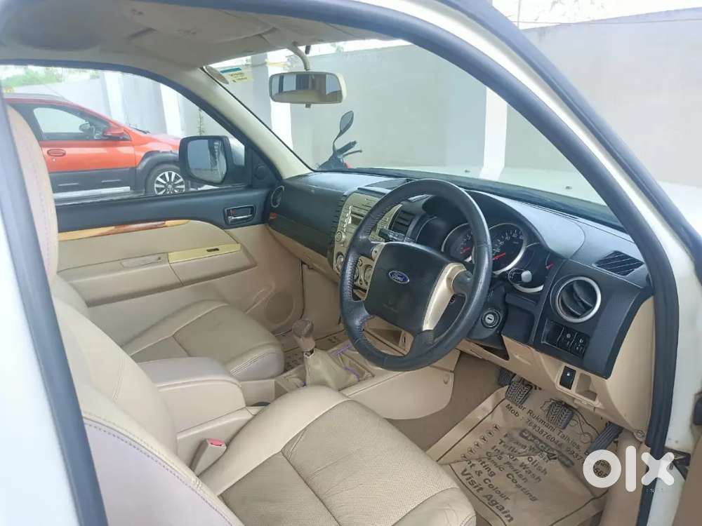 Ford Endeavour 2011