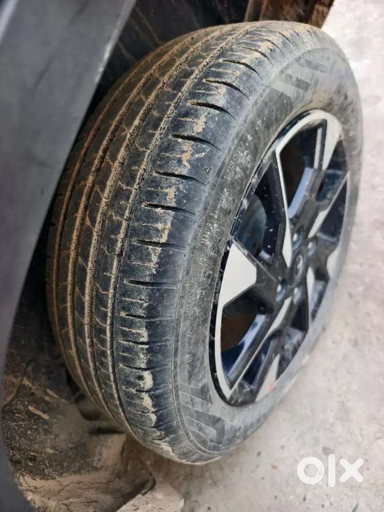 2. Tata Punch Adventure Amt Petrol 2023  Well Maintained