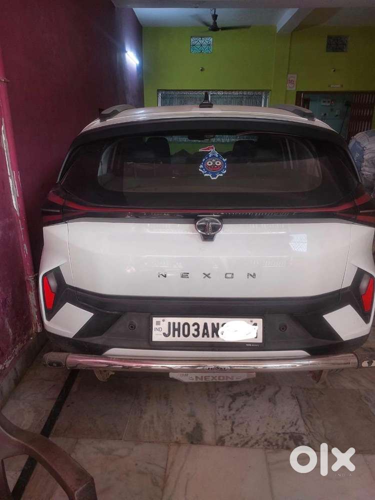Tata Nexon 2024 Petrol Well Maintained