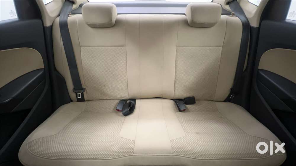 Volkswagen Ameo 1.2 Mpi Highline 16 Alloy, 2016, Petrol