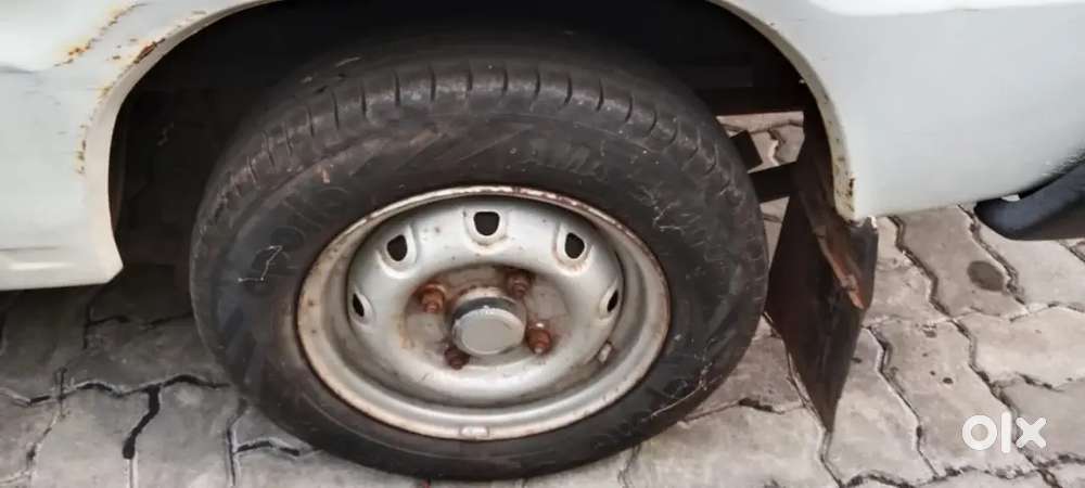 Maruti Suzuki Omni 2006