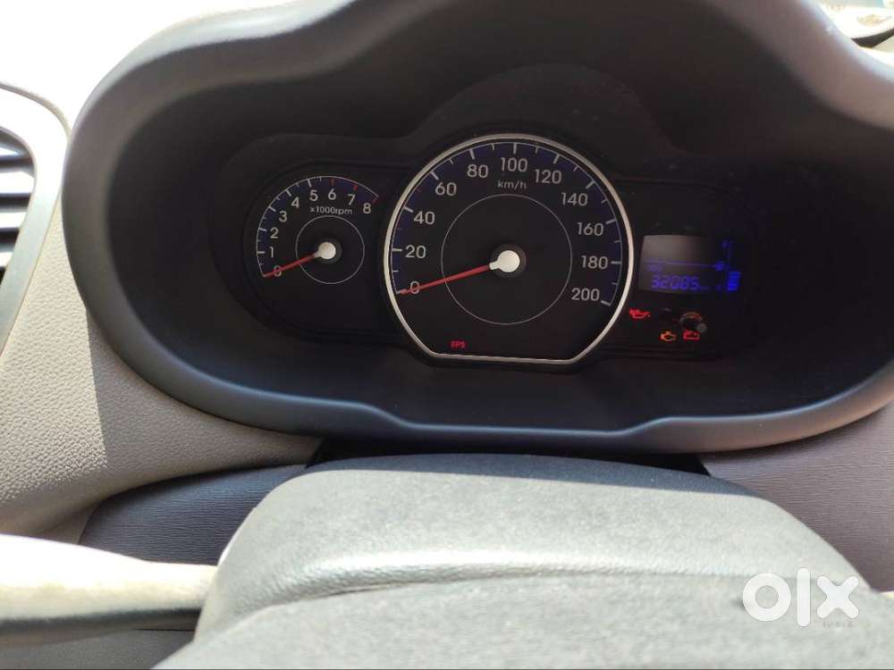 Hyundai I10 2012 Petrol 33000 Km Driven