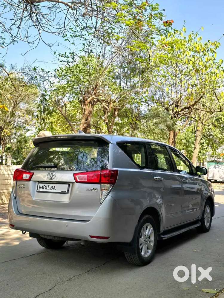 Toyota Innova Crysta 2019