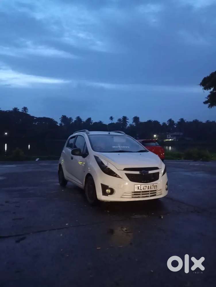 Chevrolet Beat Petrol 2010