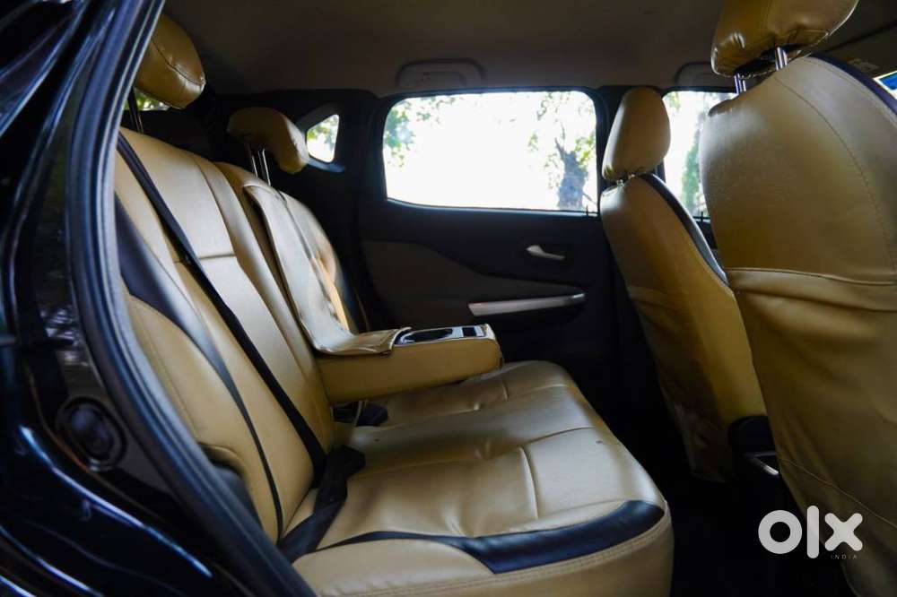 Nissan Magnite 1.0 Xv Turbo Dual Tone, 2022, Petrol