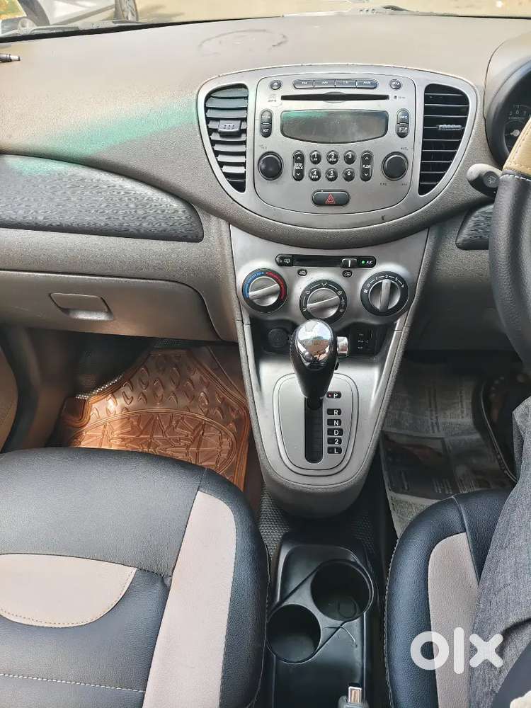 Hyundai I10 Sportz 2012 Automatic