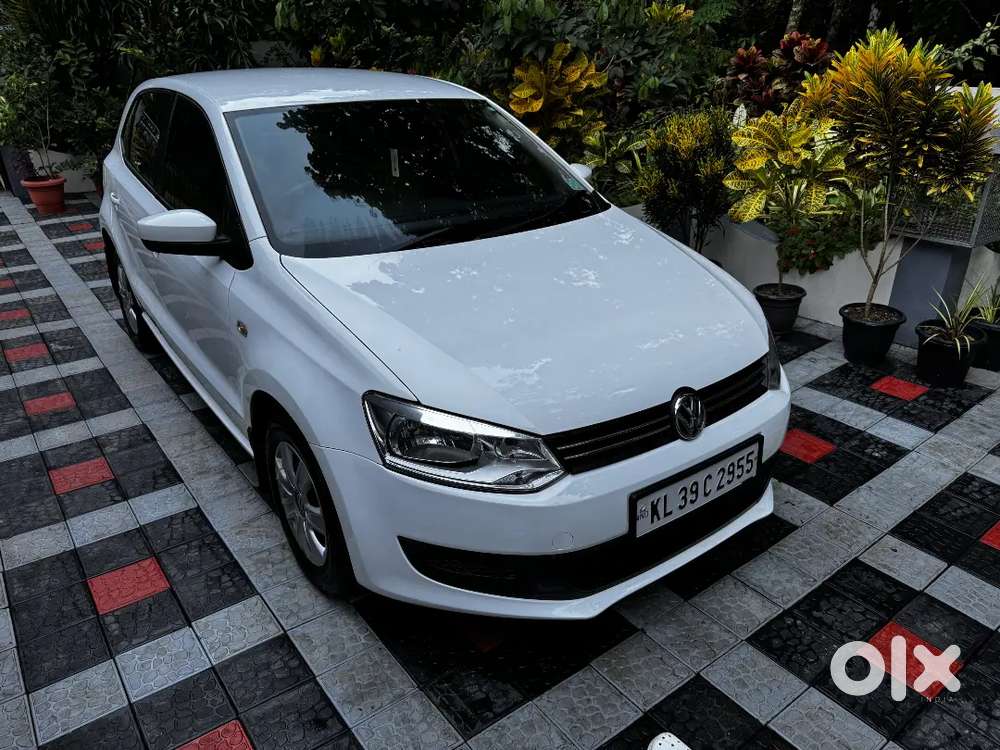 Volswagen Polo 2010 Petrol 79132 Km Driven