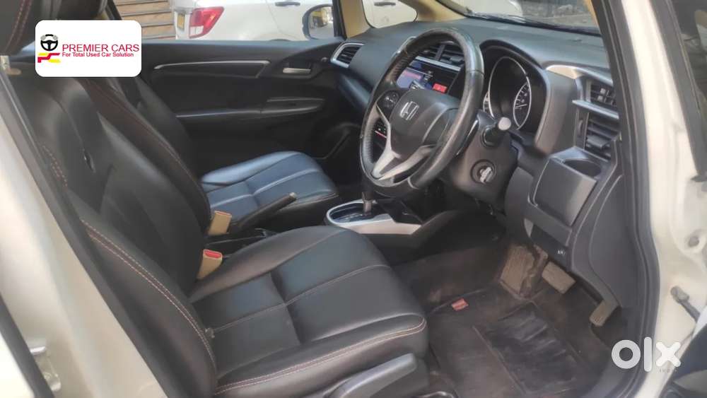 Honda Jazz V CVT, 2015, Petrol