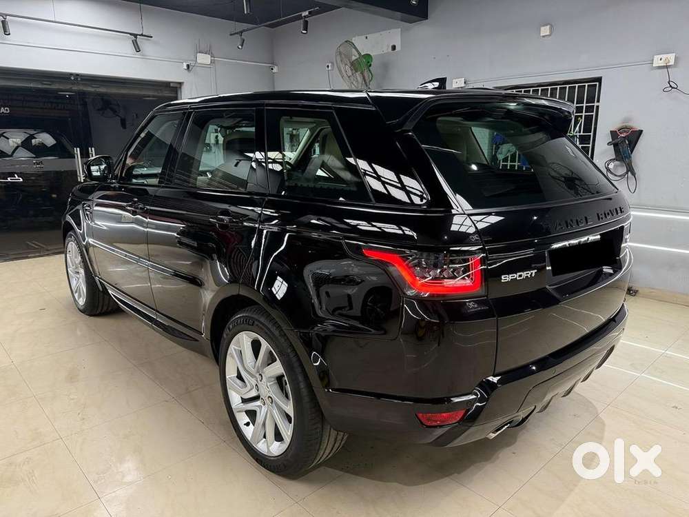 2021 Range Rover Sport P300 Hse