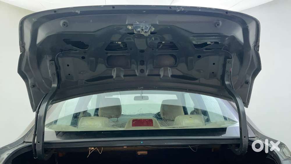 Maruti Suzuki Swift Dzire 1.3 Vxi, 2015, Petrol
