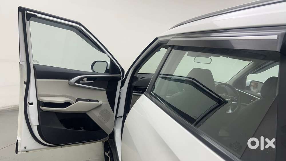 Kia Carens 1.5 Prestige 7 Str, 2022, Petrol