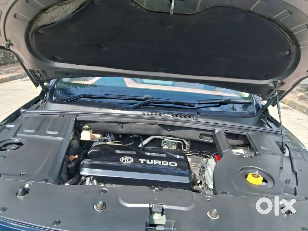 Mg Hector Plus Savvy Pro 1.5 Turbo Petrol Cvt 6 Str, 2023, Petrol