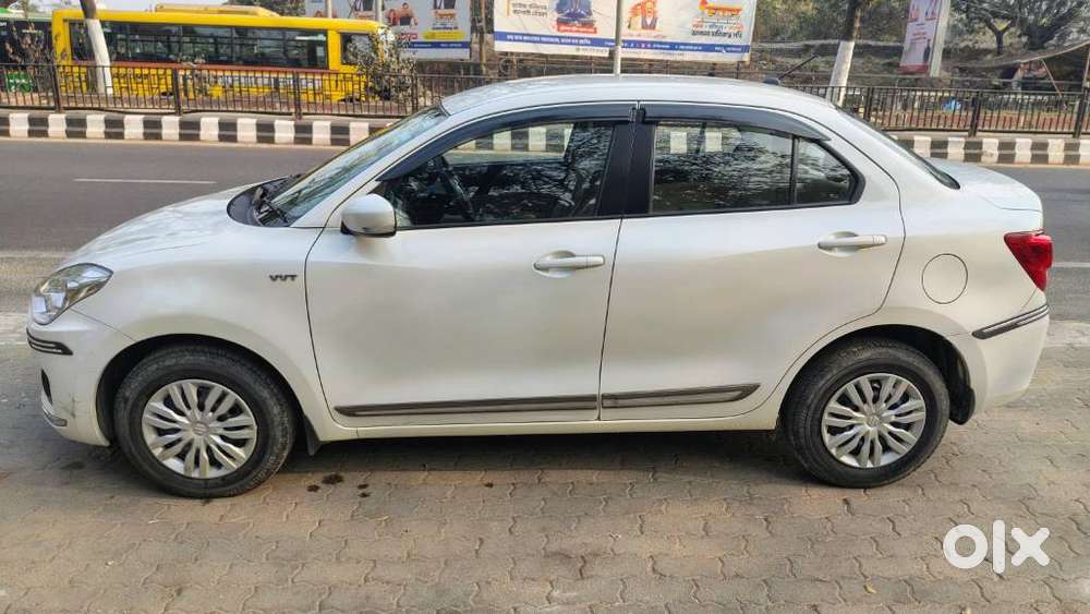 Maruti Suzuki Dzire 1.2 Vxi Amt, 2018, Petrol
